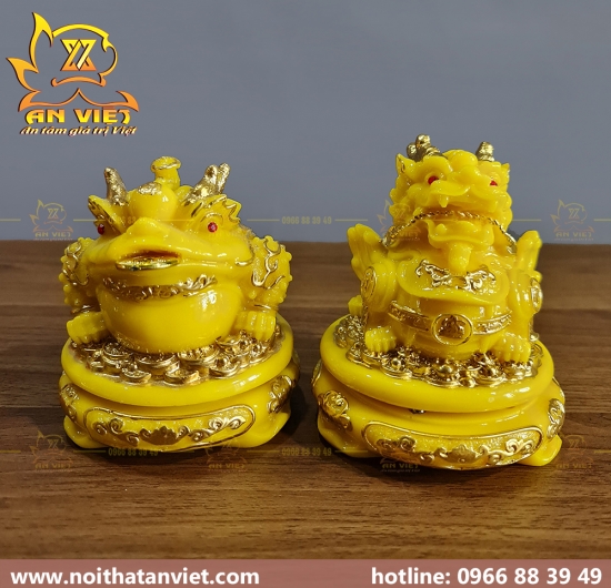 Cóc Ngậm Tiền Thiềm Thừ - Tỳ Hưu Phong Thủy Đá - Cao 12cm - Màu Vàng - CTH2307