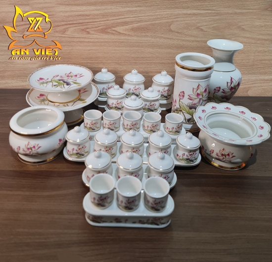 Bộ Thờ Cúng Gốm Sứ Trắng Hoa Sen - DTC2405 - Hoa Sen